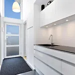 Coastal Home With Spa And Sauna بيت للعطل *