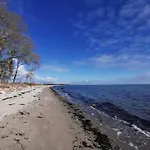 بيت للعطل Coastal Home With Spa And Sauna