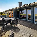 Coastal With And Sauna Holiday home *