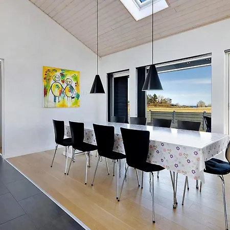Coastal With And Sauna *